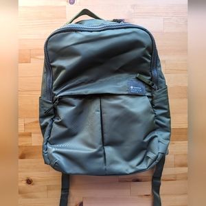 Lululemon everyday backpack 2.0 NWT